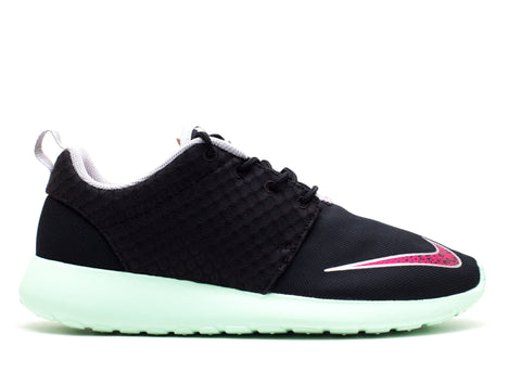 Roshe One FB Yeezy