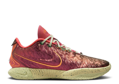 LeBron 21 EP Queen Conch
